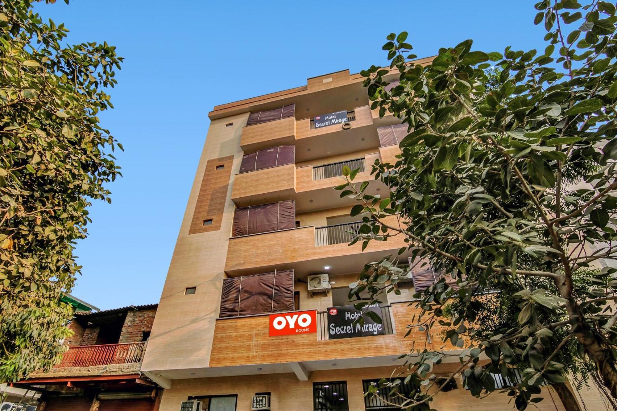 Flagship Hotel Secret Mirage Near Rithala Metro Station New Delhi Buitenkant foto